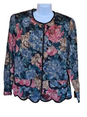 Vintage Floral Scalloped Edge ButtonUp Jacket granny core flowercore church lady